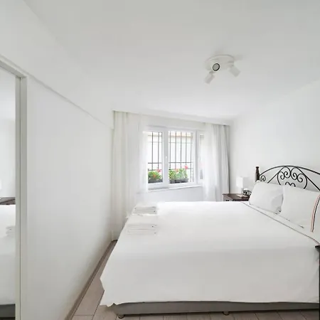 Cozy Delightful 1bd1bath Bebek Gem! #420