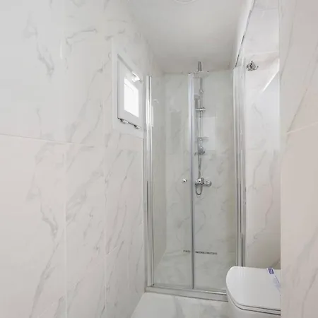 Daire Cozy Delightful 1bd1bath Bebek Gem! #420 İstanbul
